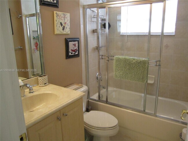 Building Photo - 9798 Casa Mar Dr