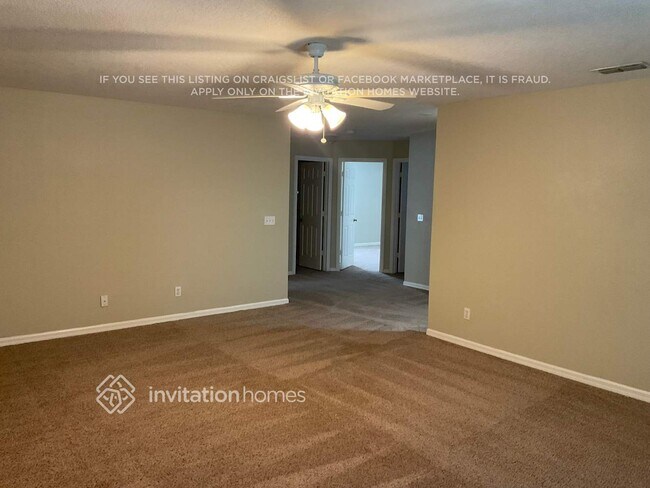 Building Photo - 1639 Algonkin Loop