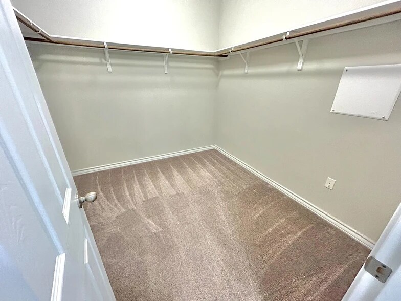 Building Photo - 7305 Vidrine St