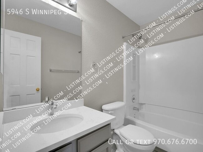 Building Photo - 5946 S Winnipeg St