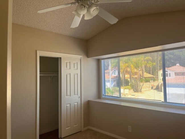 Building Photo - 4 bedroom Home in the heart of Temecula