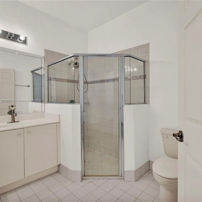 Building Photo - 10902 NW 79th St
