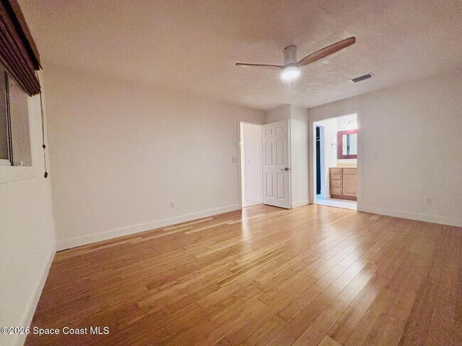 Building Photo - 116 Jupiter Ct