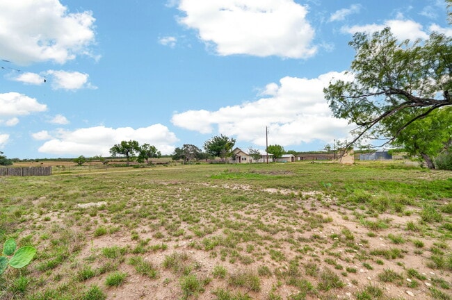 Building Photo - 3021 Co Rd 467