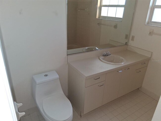 Building Photo - 5001 NW 31 St