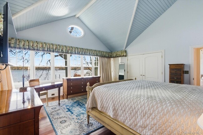 Building Photo - 508 Centre Island Rd