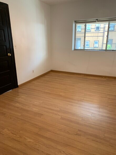 Building Photo - 331 Atwood St