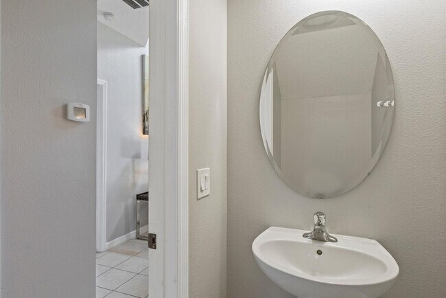 Building Photo - 620 Orange Cosmos Blvd