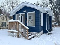 Building Photo - 106 Carter St