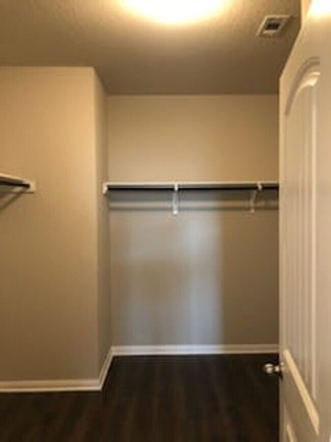 Building Photo - House for lease in Georgetown