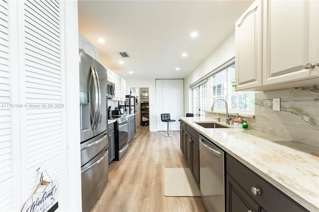 Building Photo - 13351 SW 46th St