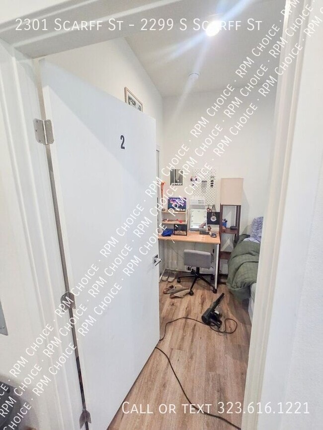 Building Photo - 2301 Scarff St