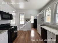 Building Photo - 2 bed, 1 bath house in Glenshaw