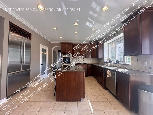 Building Photo - 1506 Galena-
