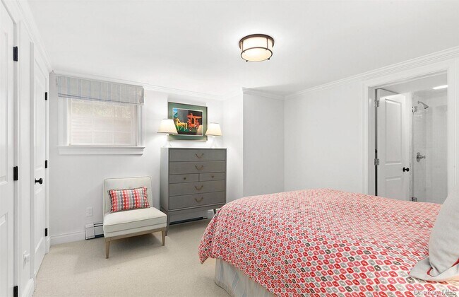 Building Photo - 1 Blueberry Ln