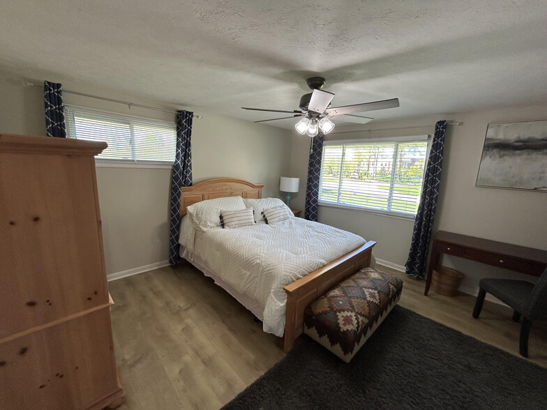 Bedroom 1 - 690 Boston Mills Rd