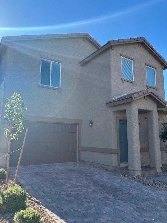 Building Photo - Beautiful 4 Bedroom Home in Southwest Vegas!