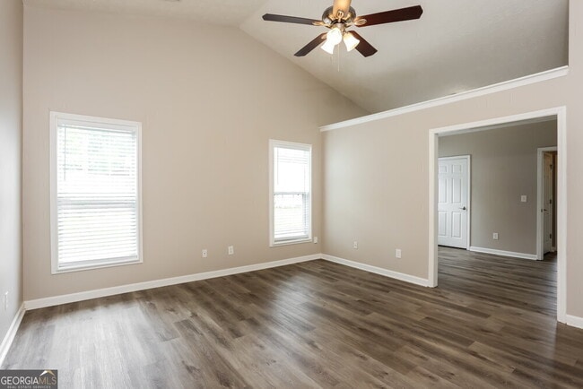 Building Photo - 2245 Charleston Oak Cir
