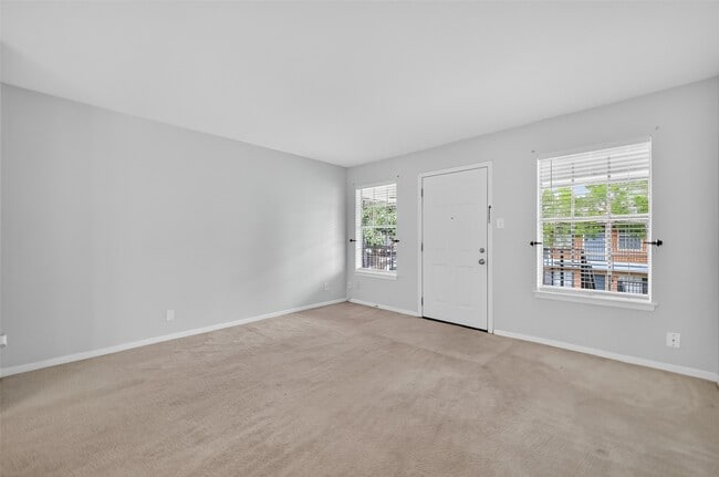 Building Photo - 9017 Gaylord Dr