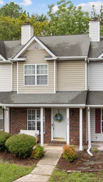Building Photo - 2210 Cigar Ct