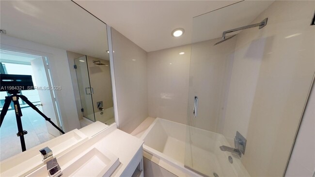 Building Photo - 55 SW 9th St