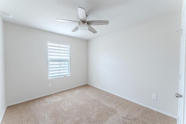 Building Photo - 317 Lily Pond Trl