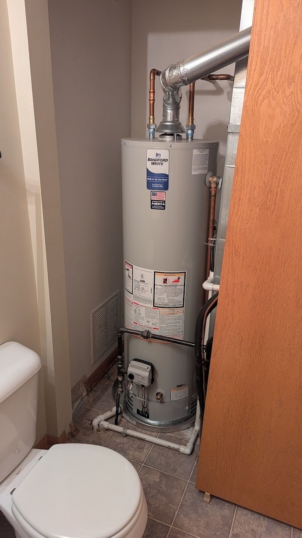 Building Photo - 28764 Pondview Dr