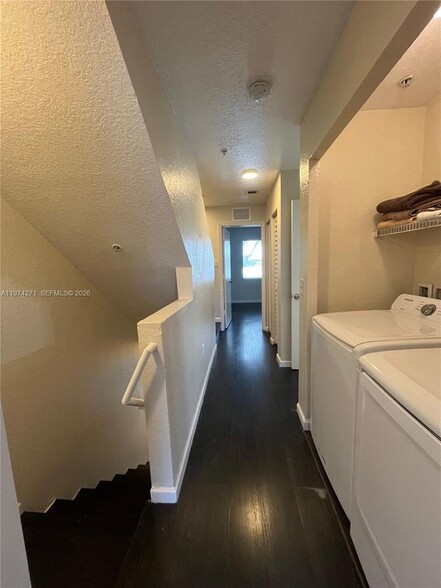 Building Photo - 14162 NW 17th Ave