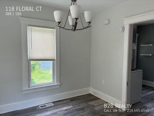 Building Photo - 118 Floral Ct