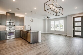 Building Photo - Luxury 3/2 Townhome Living in North Richla...