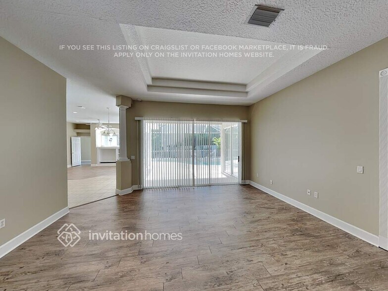 Building Photo - 11102 Hyacinth Pl