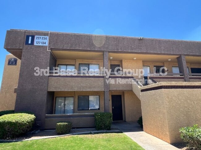 Building Photo - 3601 W Tierra Buena Ln