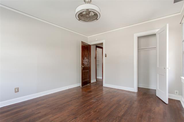 Building Photo - 5918 La Vista Dr
