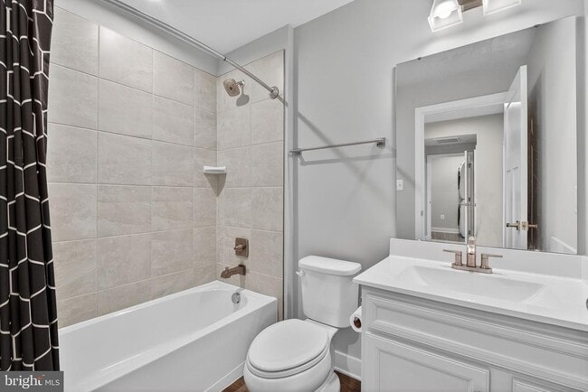 Building Photo - 100 Lawndale Dr