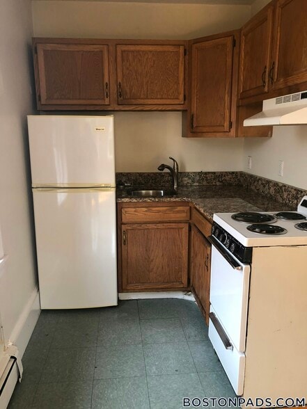 Building Photo - 12 Wait St