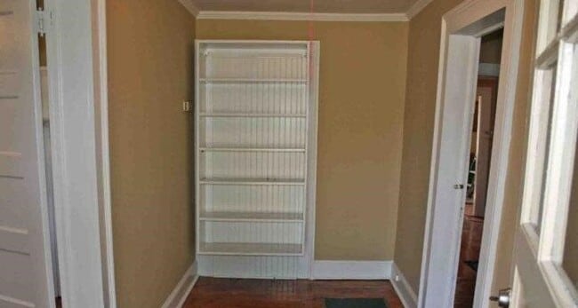 Building Photo - 1 Bedroom/1 Bathroom Unit off Macon Highway