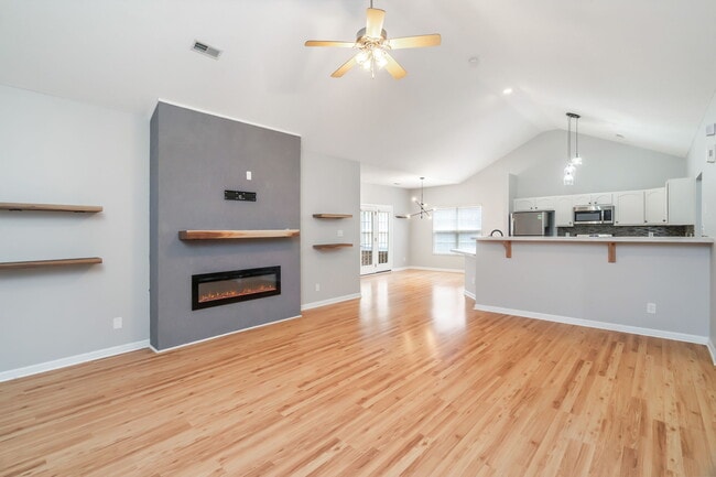 Building Photo - 7028 High Alpine Ln