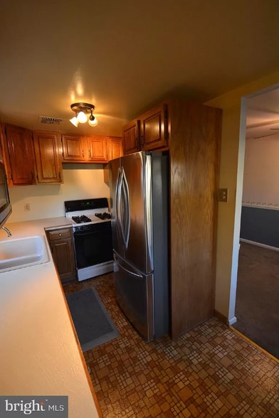 Building Photo - 2716 Maxwell St