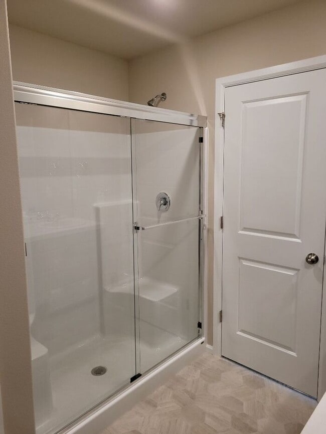 Building Photo - 4 Bed Plus Den in Sultan's New Daisy Crossing