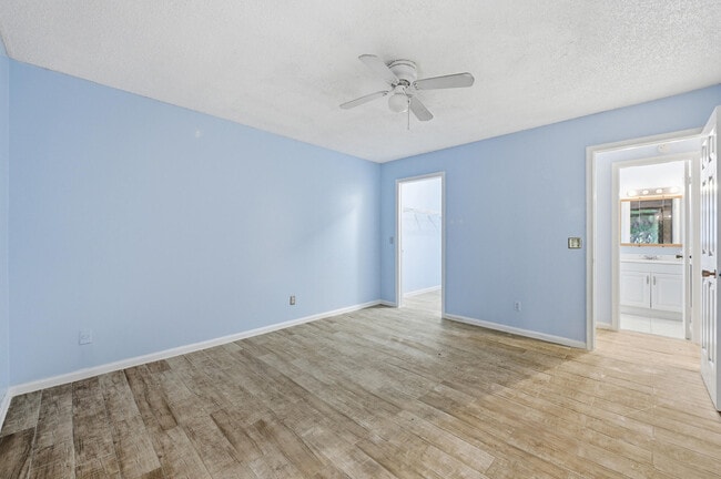 Building Photo - 506 Glenwood Dr