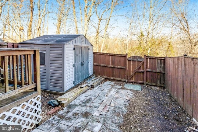 Building Photo - 2594 Sylvan Moor Ln