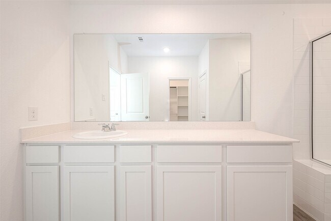 Building Photo - 5730 Knox Lndg Dr