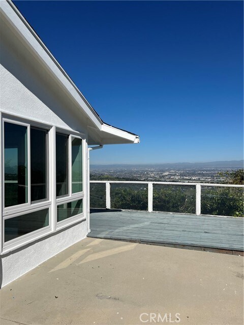 Building Photo - 1 Martingale Dr