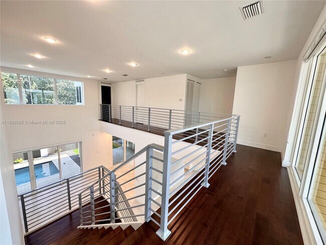 Building Photo - 10258 NW 74th Terrace