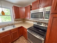 Building Photo - 15 Trout Brook Rd