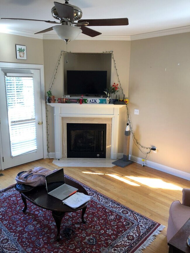 Building Photo - Available for the 2026-2027 lease term.