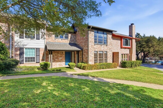 Building Photo - 2009 Sandberg Dr