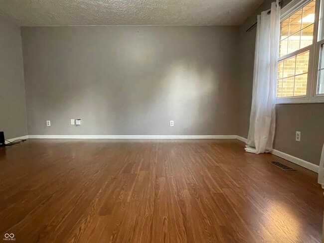 Building Photo - 3306 Corey Dr