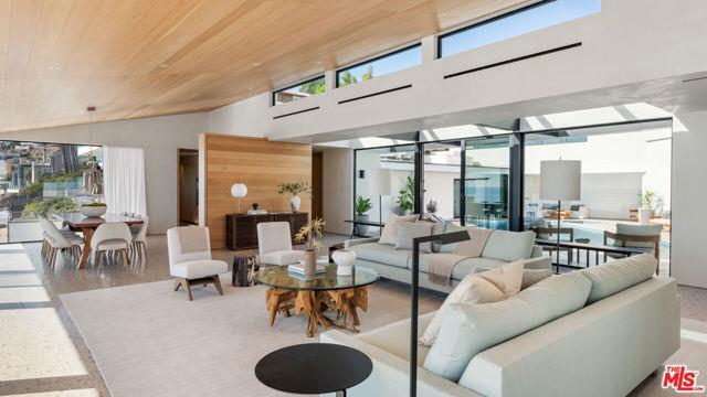 Building Photo - 31388 Broad Beach Rd