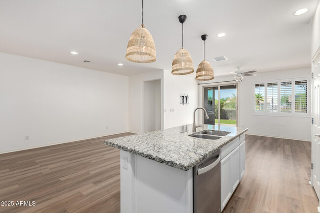 Building Photo - 17508 W Smt Dr